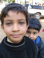 041229104138_indian_boy_and_his_brother