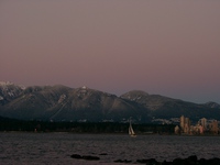 01030048_sailboat_in_sunset