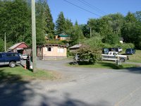 06270025_bus_stop_for_west_coast_trail_express