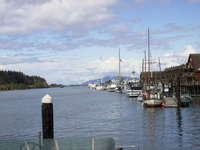 027_the_harbor_beside_the_river