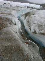11180042_river_of_glacier