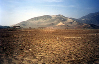 002_nazca_mummy_tombs_in_the_desert
