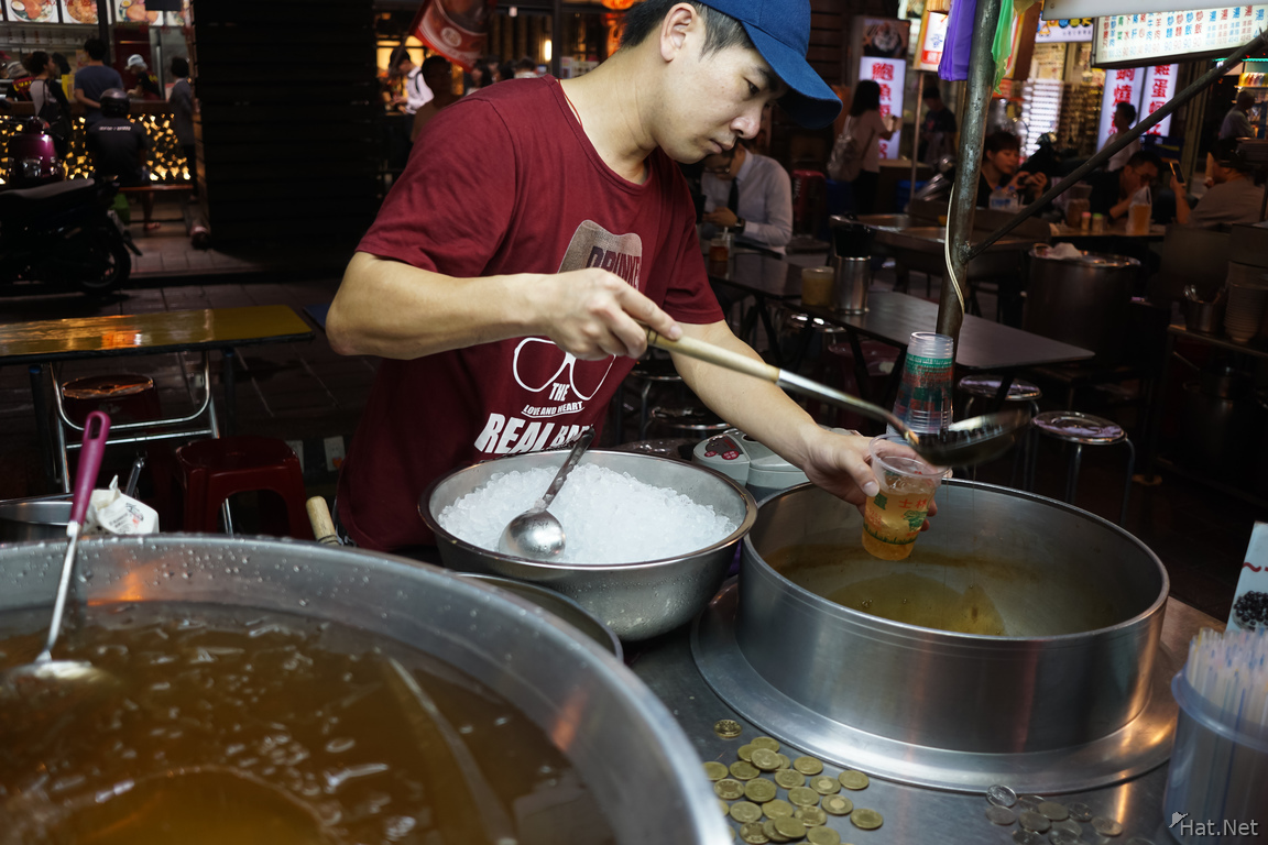 Frog eggs pudding drink in NingXia Night market