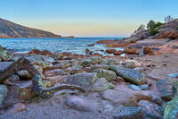 20241003180500_Rocky_Shoreline_at_Sleepy_Bay