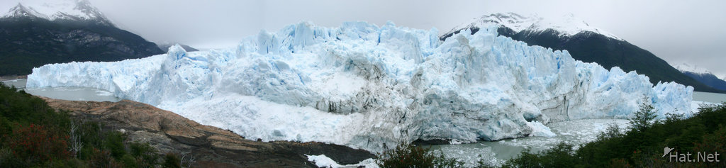 blue glacier of moreno